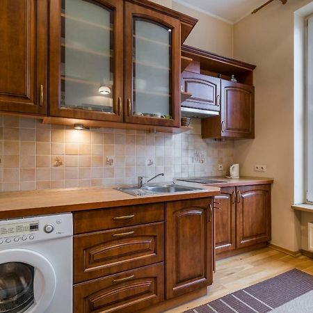 Maya'S Flats & Resorts - Old Town Dluga 72 One Storey Гданск Екстериор снимка