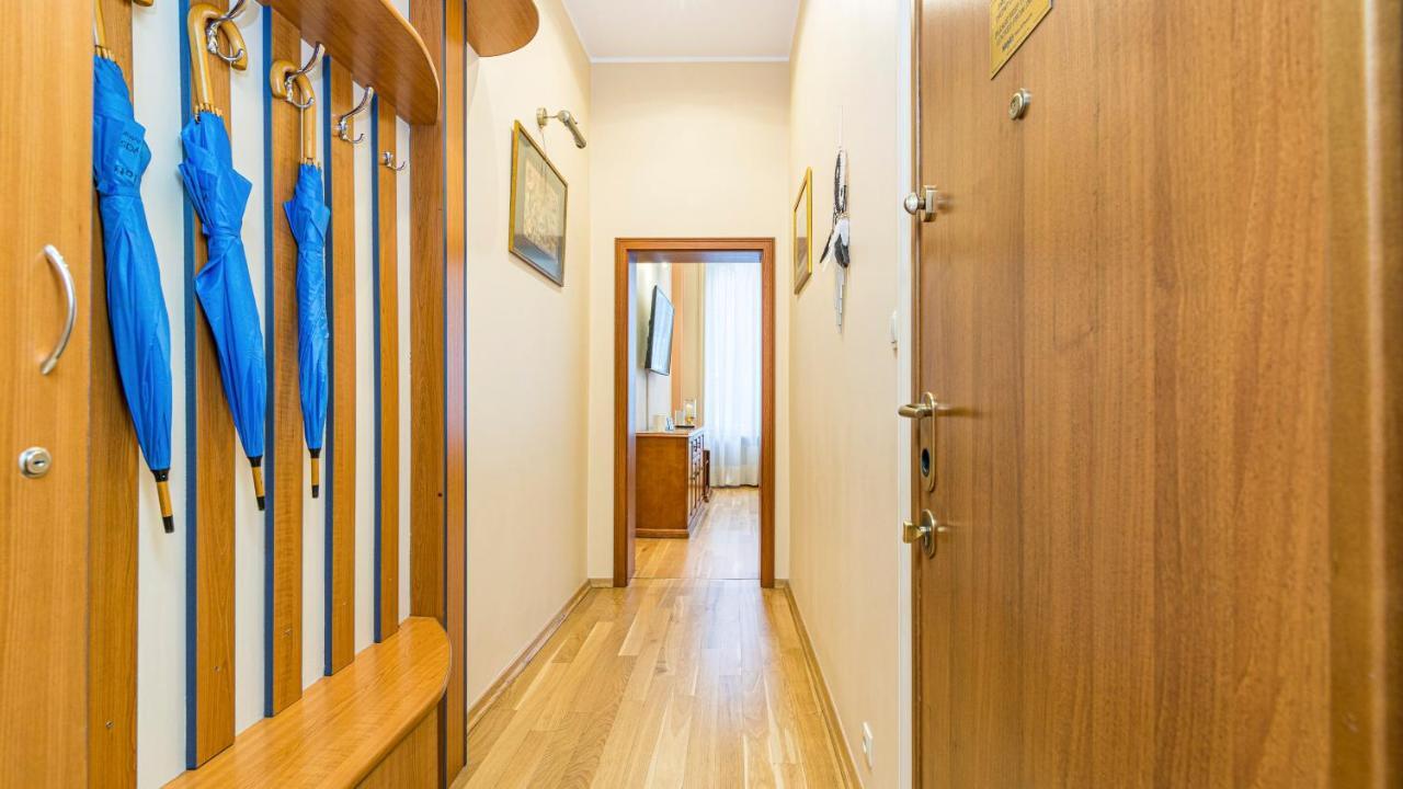 Maya'S Flats & Resorts - Old Town Dluga 72 One Storey Гданск Екстериор снимка